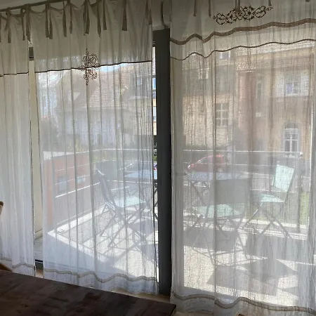 Paradiso Apartment *